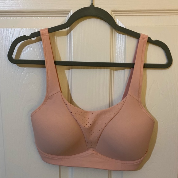 Lululemon Run Times High Support Bra
Melon Sorbet Size 34DD - Picture 4 of 8